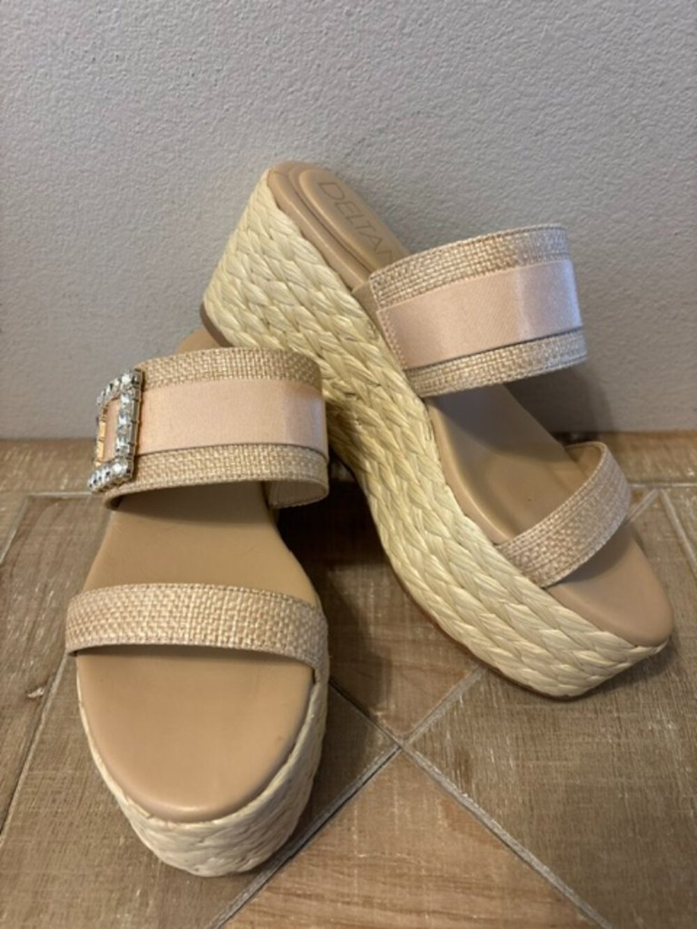 NEW Deltan Inez Woven Raffia Rhinestone Platform Espadrille Wedge Sandals Size 8